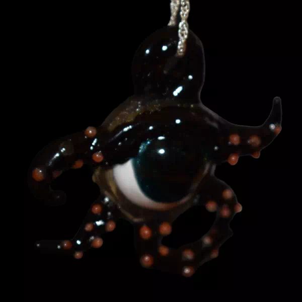 pendentif œil tentacule 