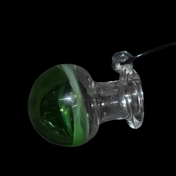 pendentif fiole verte