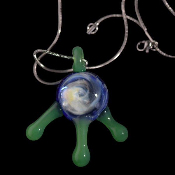 pendentif glue vague