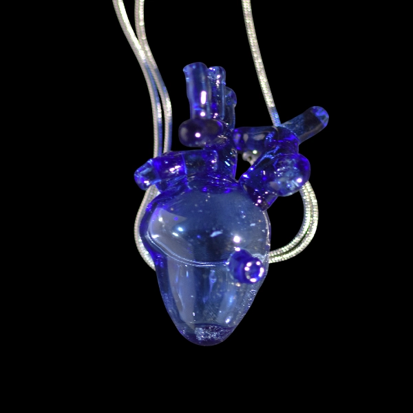 pendentif coeur bleu