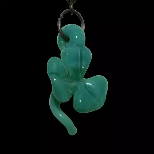 boucles d'oreilles trèfle o
