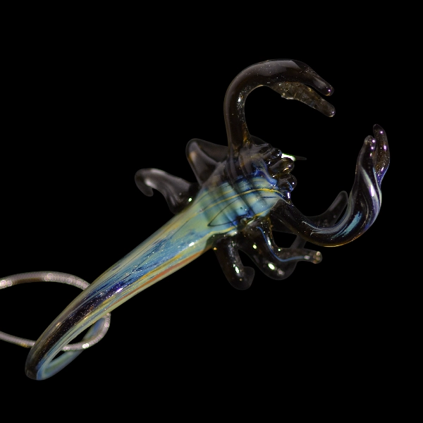 pendentif scorpion cosmic