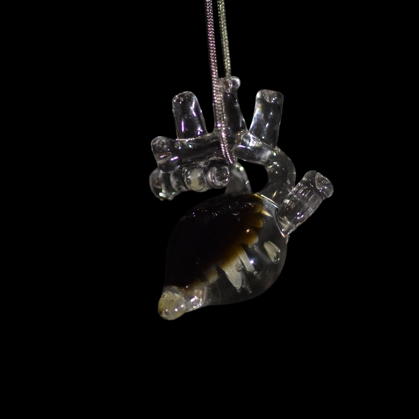 pendentif coeur de pistil