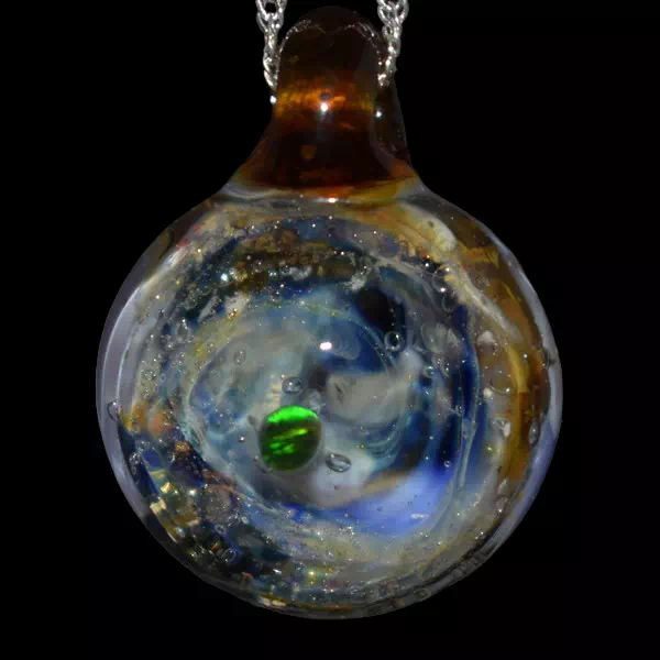 Pendentif en verre - Spacesplanet 