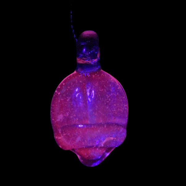 Pendentif en verre - scarabée uv