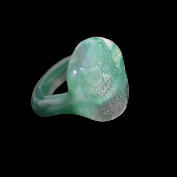 bague en verre strange mr jack