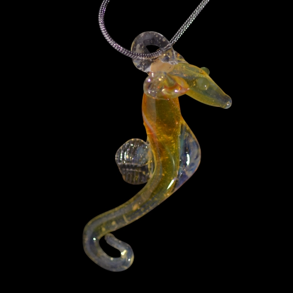 Pendentif en verre - hippocampe sun space