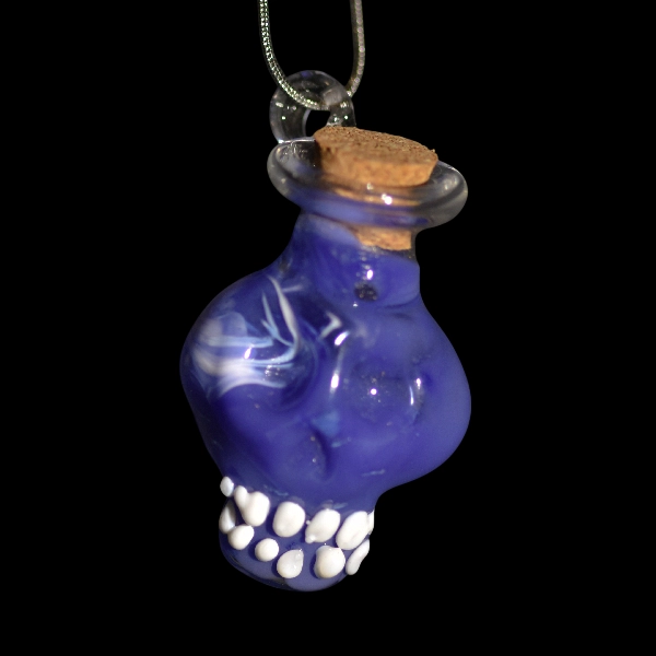 Pendentif en verre - fiole skull blue