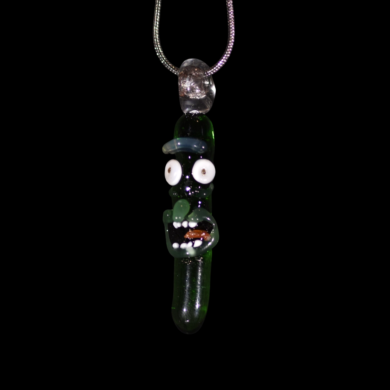 Pendentif en verre - pickle rick
